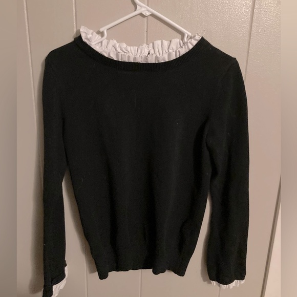 👚(bundle 4 items w/👚for $16) Black sweater - Picture 1 of 7